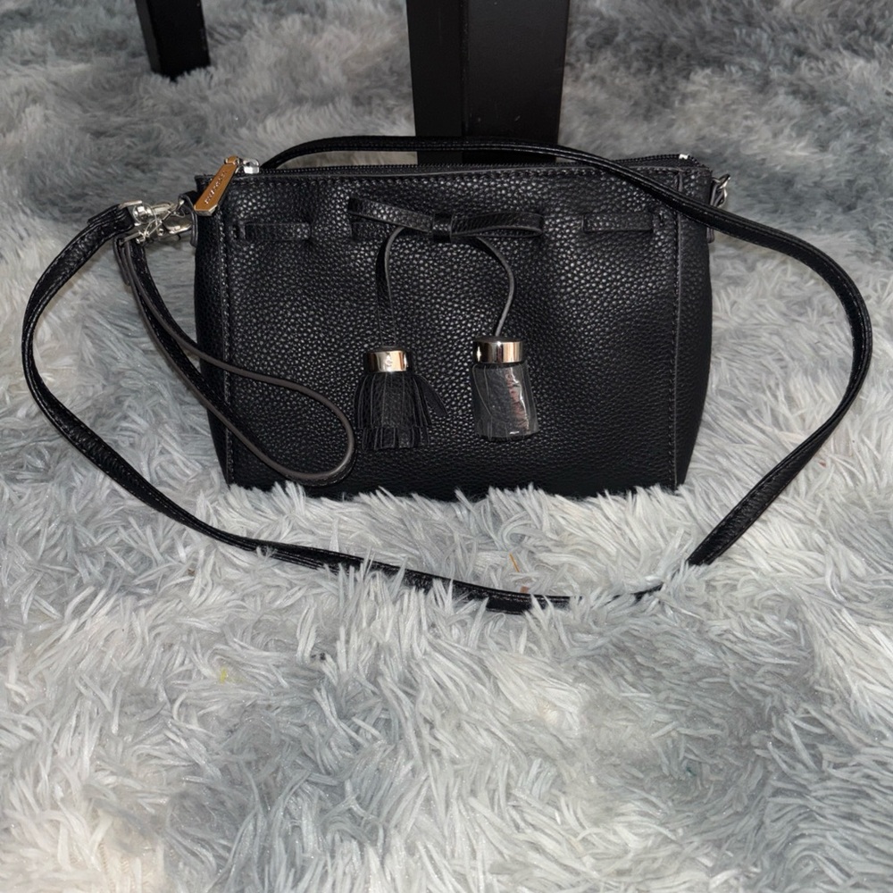 LIZ CLAIBORNE CONVERTIBLE LEATHER CROSSBODY BAG wristlet 9x6 NWOT